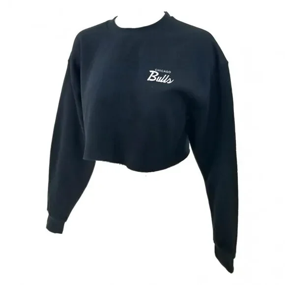 CHICAGO BULLS Double Script Logo BLACK Cropped Crop Top Crewneck Sweatshirt y2k - Picture 3 of 6